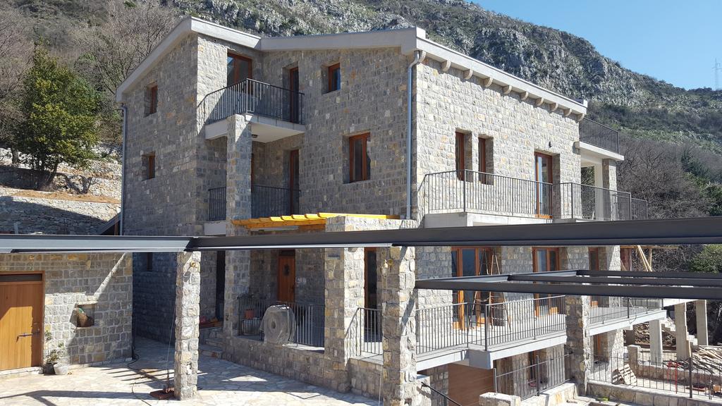 Apartment Stone House Budva