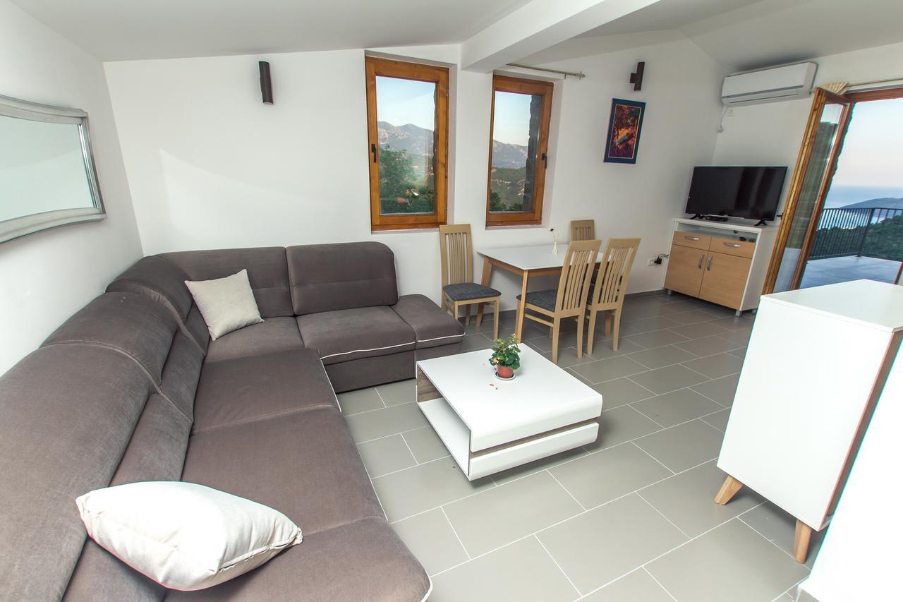 Stone House Apartment Budva
