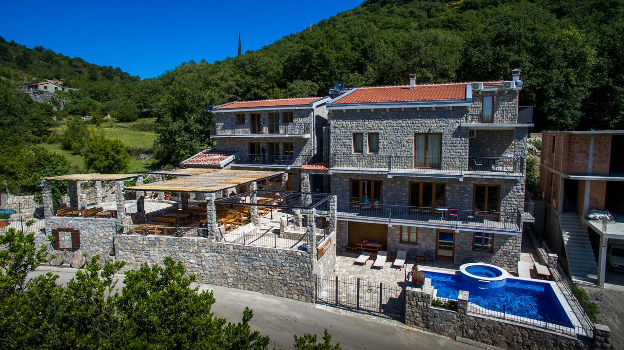 Stone House Apartment